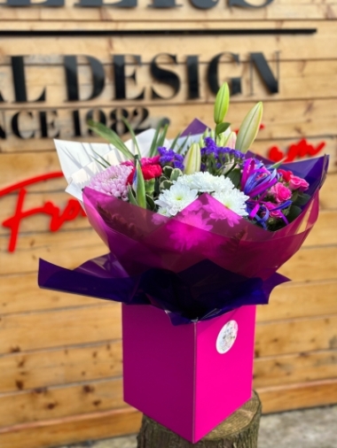 flower-bouquet-instagram-delivery-manchester-oldham
