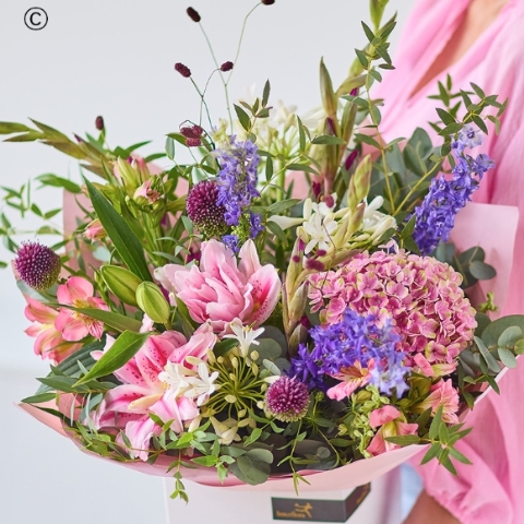 Large British Handtied