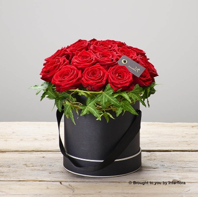 Crimson Rose Hatbox