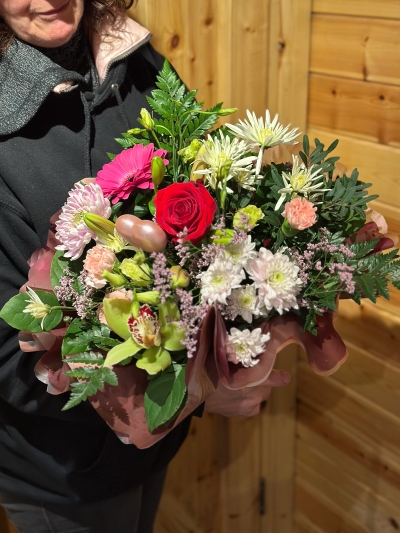 flower-bouquet-instagram-delivery-manchester-oldham-luxury-gift-present-valentinesday