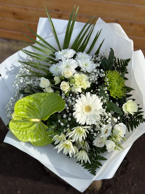 flower-bouquet-instagram-delivery-manchester-oldham