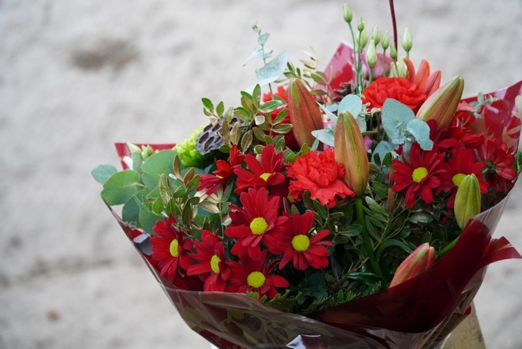 Millers Christmas Bouquet   RED