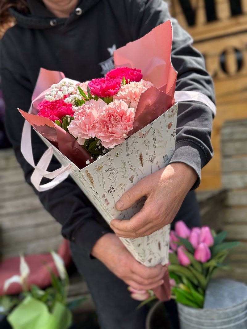 flower-bouquet-instagram-delivery-manchester-oldham