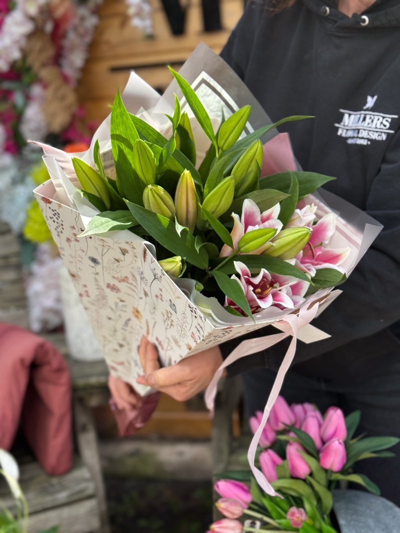 flower-bouquet-instagram-delivery-manchester-oldham