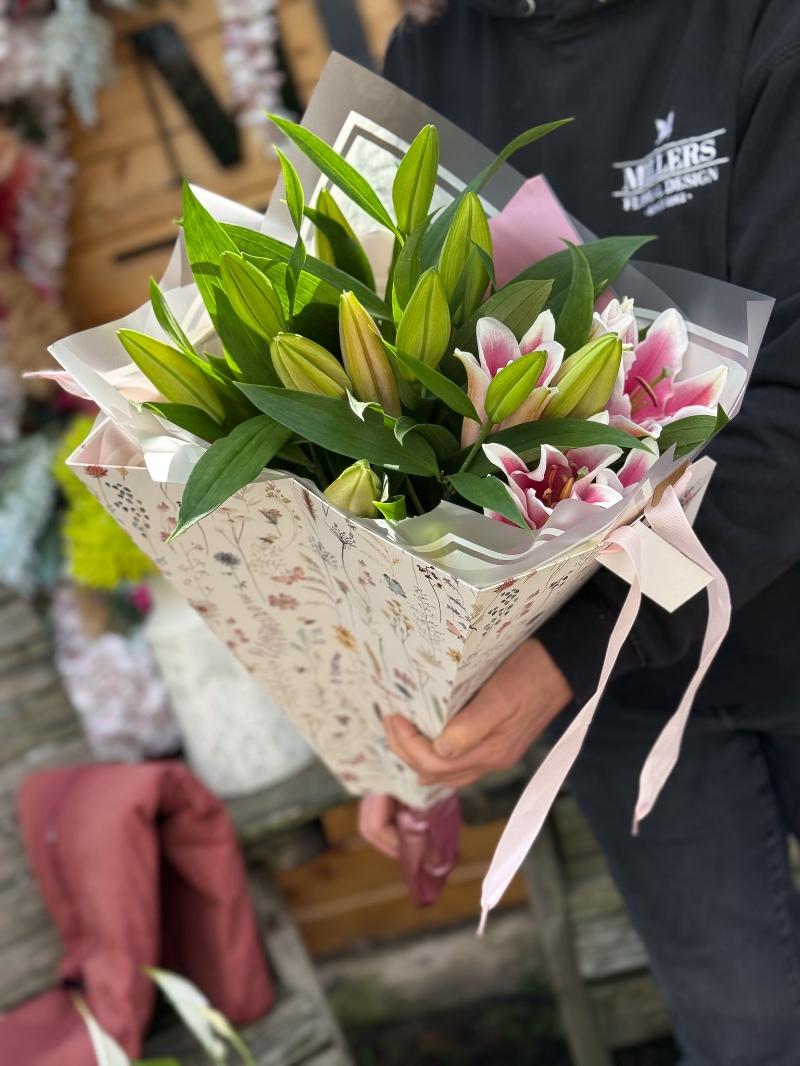 flower-bouquet-instagram-delivery-manchester-oldham