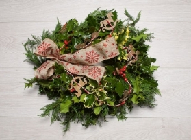 Wreath making components
