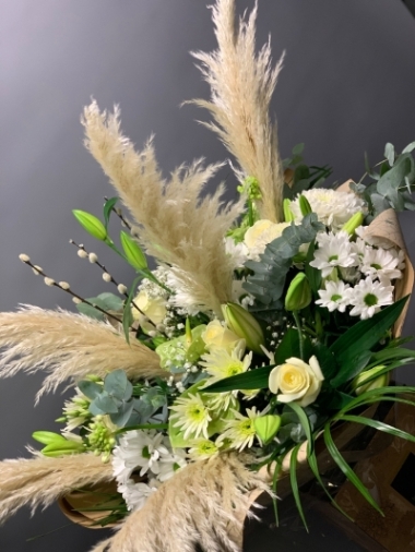 Millers Luxury Pampas Bouquet