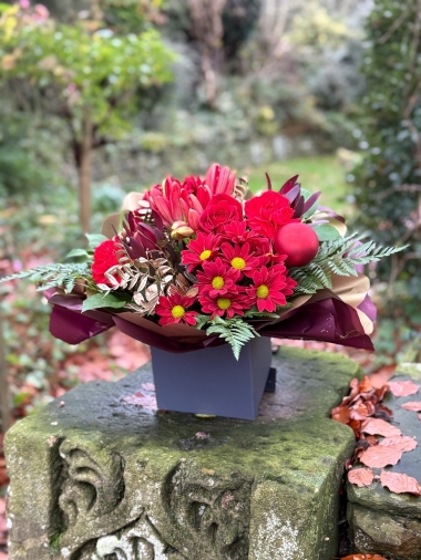christmas-flower-bouquet-manchester-delivery-oldham