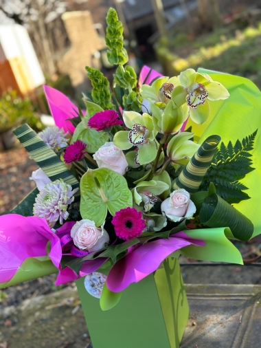 flower-bouquet-instagram-delivery-manchester-oldham