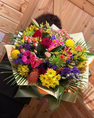 flower-bouquet-instagram-delivery-manchester-oldham