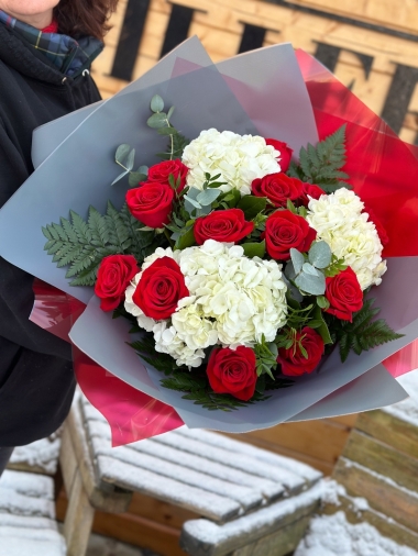 flower-bouquet-instagram-delivery-manchester-oldham-luxury-gift-present-valentinesday