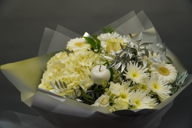 Millers Christmas Bouquet    WHITE