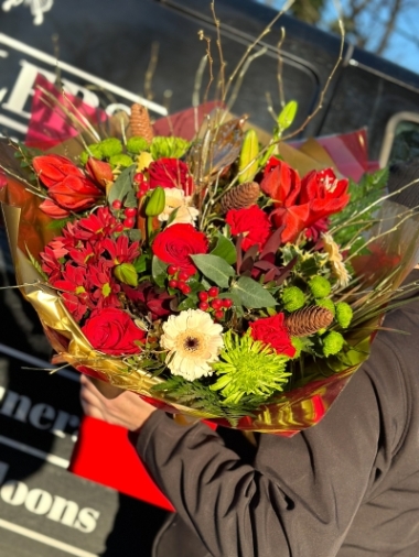 christmas-flower-bouquet-manchester-delivery-oldham