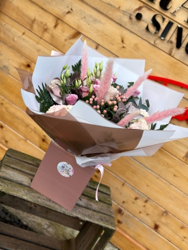 flower-bouquet-instagram-delivery-manchester-oldham-mothersday