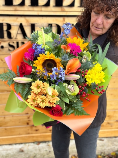 flower-bouquet-instagram-delivery-manchester-oldham-luxury-gift-present-valentinesday