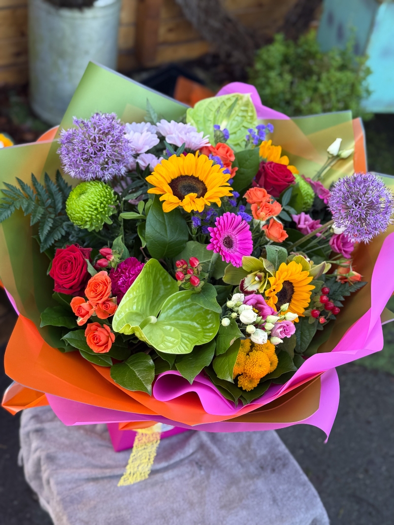 flower-bouquet-instagram-delivery-manchester-oldham-luxury-gift-present