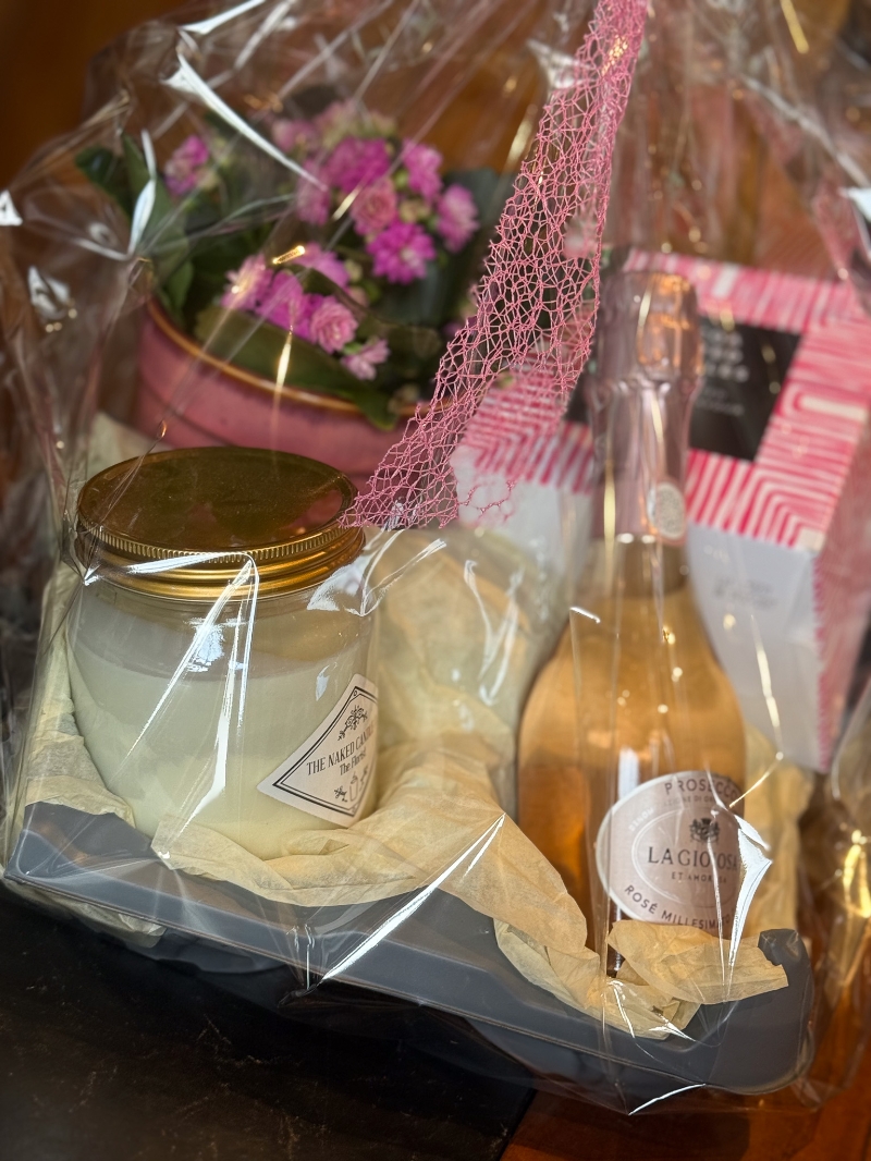 flower-bouquet-instagram-delivery-manchester-oldham-luxury-gift-present