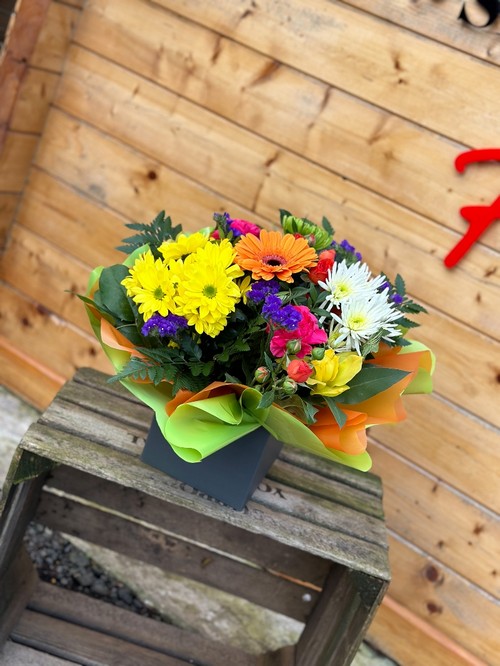 Millers Dainty Gift box (Vibrant).