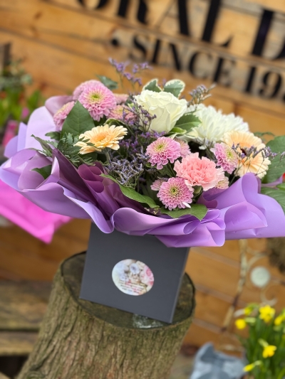 flower-bouquet-instagram-delivery-manchester-oldham-luxury-gift-present