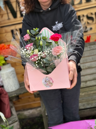 flower-bouquet-instagram-delivery-manchester-oldham
