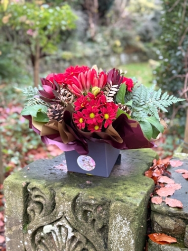 christmas-flower-bouquet-manchester-delivery-oldham