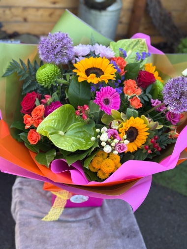 flower-bouquet-instagram-delivery-manchester-oldham-luxury-gift-present