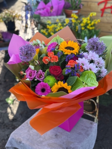 flower-bouquet-instagram-delivery-manchester-oldham-luxury-gift-present