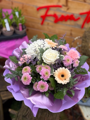 flower-bouquet-instagram-delivery-manchester-oldham-luxury-gift-present